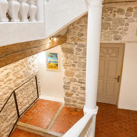 Les Voûtes Hyéroises, Centre Historique Piéton De Apartamento Hyères